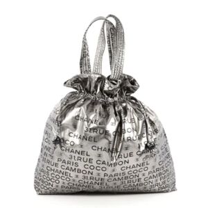 AUTHENTIC CHANEL MODERN ‘UNLIMITED’ LOGO SILVER MAXI TOTE